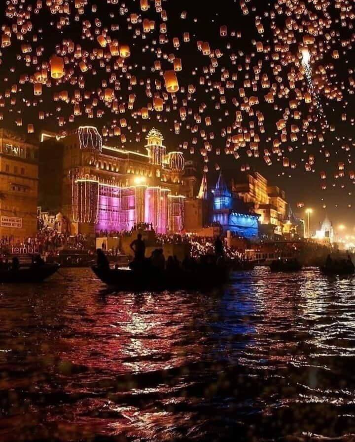 Sky Lanterns on Dev Diwali in Varanasi